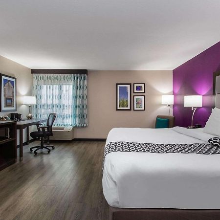 La Quinta By Wyndham Effingham Hotel Buitenkant foto